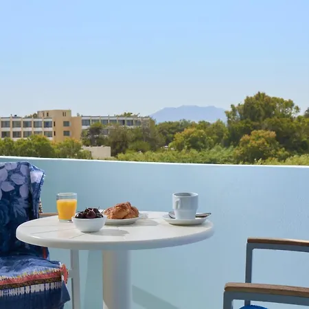 Aptera Hotel 3*