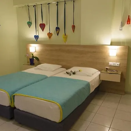 Aptera Hotel 3*