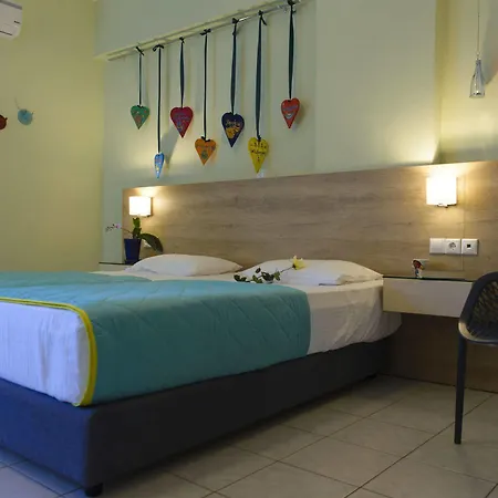 Aptera Hotel 3*